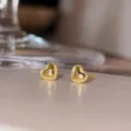 Boucles d'oreilles puces cœur perlées en argent sterling 925, bijou minimaliste. - Style Cœur Poli (Or) / Ton Or
