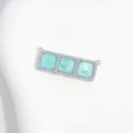 Kupfer Mikro-Pave Zirkon Dreifach quadratischer Verbinder Anhänger Schmuck Detail. - Platin See-Grün Drei-Block Anhänger