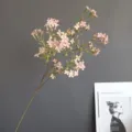 Détail de branche de fleur de lila rose artificiel, idéal pour la déco d'intérieur nordique. - Rose