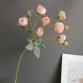 Rama de rosas artificiales de 10 cabezas en tela de crepé rosa para decoración. - Rosa