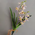 Vista detallada de la flor de orquídea artificial, diseño de impresión 3D realista para el hogar. - Púrpura Loto