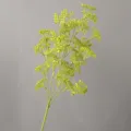 Detalle de rama de bayas verdes artificiales, ideal para arreglos florales y decoración. - Verde