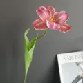 Tulipán artificial abierto rama única, flor rosa realista para decoración del hogar. - Rojo Hierro