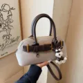 Wildleder Handtasche Damen Patchwork Umhängetasche Motorrad Stil Schultertasche mit Hündchen - Ohne Anhänger / Khaki