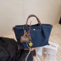 Nylon Umhängetasche für Damen, große lässige Schultertasche Shopper mit Anhängern. - Ohne Anhänger / Blau
