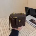Bolso tipo caja acolchado marrón con cadena dorada, bolso cruzado elegante para mujer. - S / Marrón