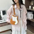 Kreative gitarrenförmige Umhängetasche aus PU-Leder modische Damen Schultertasche chic - Braun