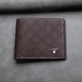 Men's short wallet with diamond plaid pattern, dark brown PU leather card holder, compact daily purse. - Dark Coffee