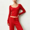 Ribbed seamless yoga set long sleeve crop top high waist wide leg lounge pants red activewear - S / Tops / Red