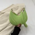 Bolso de hombro suave en verde lima, elegante bolso de mano para mujer con diseño casual. - Verde