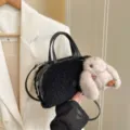 Schwarze Plüsch Handtasche mit süßem Hasen Anhänger, lässige Damen Umhängetasche, trendige Tasche. - Ohne Anhänger / Schwarz