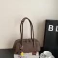 Braune leder schultertasche vintage baguette handtasche fur damen alltag elegante tasche. - Ohne Anhänger / Kaffee