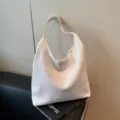 Bolso de hombro trenzado blanco para mujer, elegante bolso tote grande de gran capacidad. - Blanco