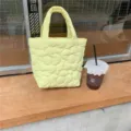 Sac cabas matelassé jaune, joli sac à main rembourré floral, sac de rangement de déjeuner. - Jaune