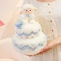 Simpatico peluche a torta a doppio strato con pecorella, morbido regalo di compleanno. - Celeste