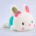 Grazioso giocattolo di peluche con coniglio e guscio verde, cuscino morbido e bambola. - Verde / 20cm