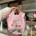 Sac cabas matelassé brodé rose, sac bandoulière épaule en toile ours mignon automne hiver. - Ours cerise rose clair