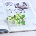 Ramoscello di bacche verdi artificiali, fiori finti per arredamento, bella variante pianta. - Bianco-Verde