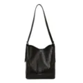 Large capacity crocodile pattern black tote bag for women minimalist casual shoulder bag - Black