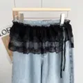 Jeans Lagenrock mit schwarzer Spitzenrüsche und seitlicher Schleife Damen Frühlingsmode - Unterteile / Einheitsgröße / Schwarz (X1A70003-2)