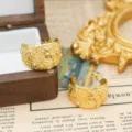 Chic 18k gold plated chunky C-shaped textured hoop earrings with sparkling crystal details. - Rhinestone Wide Style (YL-EH)