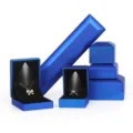 Coffret de boites de cadeaux de bijoux LED bleu avec lumiere pour bague et collier. - Boîte à bague / Bleu saphir