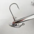 Lead head fishing hook with rolling jig design, durable soft bait lure tackle for bottom fishing. - 3.5g / Silver
