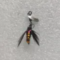 Señuelo de pesca con mosca con paleta y diseño de insecto plumoso para pesca deportiva. - Dorado con Lentejuela Plateada