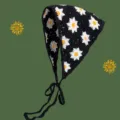Foulard triangolare a margherita uncinetto nero, fascia per capelli lavorata a maglia. - Foulard Triangolare con Margherita Nero