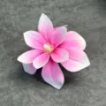 Testa di fiore artificiale rosa bianco fai da te matrimonio corsetto da polso decoro. - rosa scuro