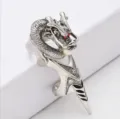 Vintage punk draak gewricht ring met rode ogen en klauw pantser detail voor rock stijl sieraad. - Verstelbare Open Maat / Gekronkelde Draak Gewricht Ring 4