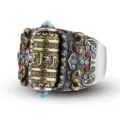 Bague tibétaine vintage de mantra rotatif pour homme, anneau en métal argenté avec pierres. - Réglable / Mantra Dominant