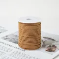 Braune Kunstwildlederkordel Spule, 0.26 cm dick und 45m lang, perfekt für Basteln und Schmuck. - Koreanisch Samt Leder Kordel Braun 50 Yards