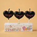 Schwarze herzförmige Kerzen mit love you Text, ideal für Kuchendekoration und Partys. - Schwarze Love You Herz Kerze 3Stk