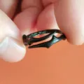 Black Gothic thorn ring for men and women, vintage punk style open adjustable ring jewelry. - Thorns Ring