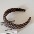 Chikles braunes kariertes breites Haarband fur Damen, Vintage Stoff Haarreif Accessoire. - Braunes Karo-Haarband / 4cm
