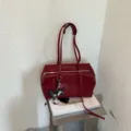 Rote weiche Leder Umhängetasche lässige minimalistische Achsel Kissentasche für Damen Chic - Ohne Anhänger / Rot
