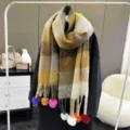Bunter Kaschmir-Gefühl Quastenschal Regenbogen Dopamin Farbe Winter warmer weicher Damenschal - Über 175cm Kariert Bommel Stil / Grau & Braun Kariert