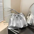 Sac à main plissé argenté à cordon de serrage, sac bandoulière tendance style coréen. - Argent