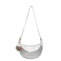 Zilveren halve maan schoudertas voor dames, stijlvolle tas onder de arm met leuke pluche hanger. - Zonder Hanger Stijl / Zilver
