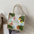 Leinwand Tragetasche mit Herbst botanischem Druck und stabilen Seilgriffen für Alltag. - Botanisch