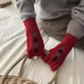 Gants d'hiver en tricot rouge douillets avec motifs géométriques et longue manchette chaude. - Taille unique / Rouge