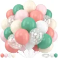 Latexballon-Bouquet Detail mit grünen, rosafarbenen und schneeflockenbedruckten Luftballons. - Grün Rosa Ballonstrauß