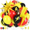 Geburtstagsballon Set mit roten, schwarzen, gelben Latexballons und Folien Sternen. - Blitz Rot Gelb Schwarz Ballonstrauß