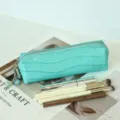 Premium crocodile grain cowhide cosmetic bag, stylish zipper pouch and travel organizer. - 20x6x5cm / Lake Blue