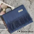 Bufanda de borlas de invierno con tacto de cachemira lisa en azul denim para parejas. - 70*200cm / Azul Denim