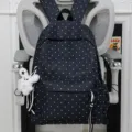 Zaino a pois carino in stile coreano per donne, borsa casual per studenti con ciondolo. - con portachiavi / Nero