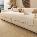 Housse de canapé en chenille épaisse avec franges à pompons beige couverture antidérapante - Style Boule de Baie Moka / 70x70cm / Chameau Clair