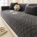 Dunkelgraue Plüsch Sofabezug Set mit Sechseck Textur, rutschfeste gemütliche Sofahusse für Winter. - 70*70cm / Dunkelgrau