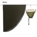 Close-up detail van de donkergroene gebogen chiffonsjaal en modal muts set, zacht. - Maat 16